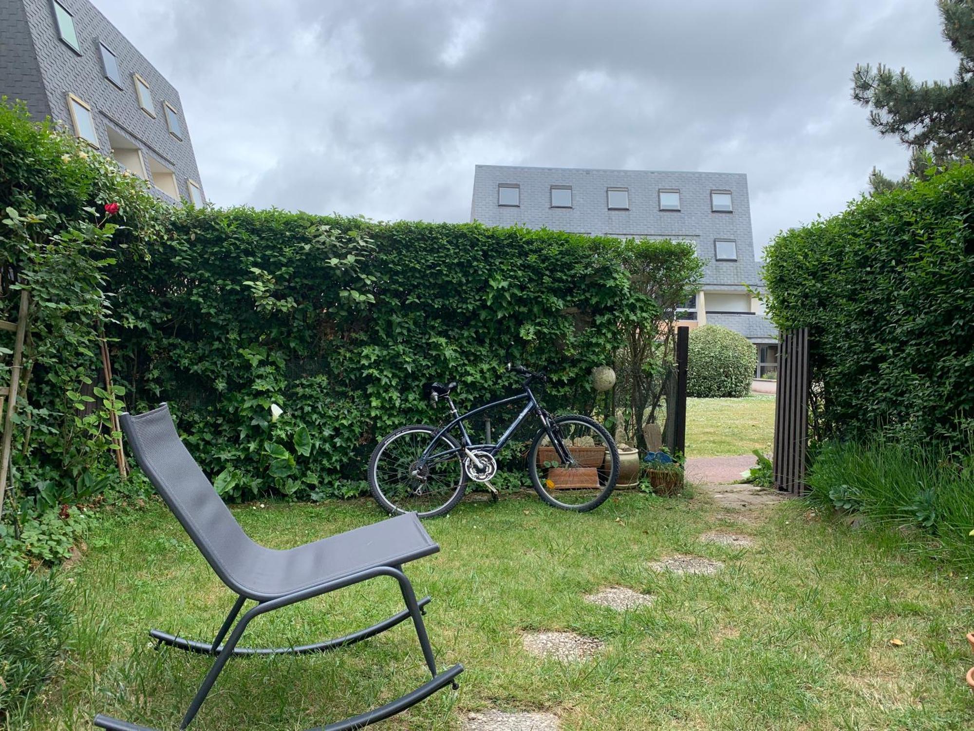 F1 Veranda Jardinet En Front De * Bernières-sur-Mer